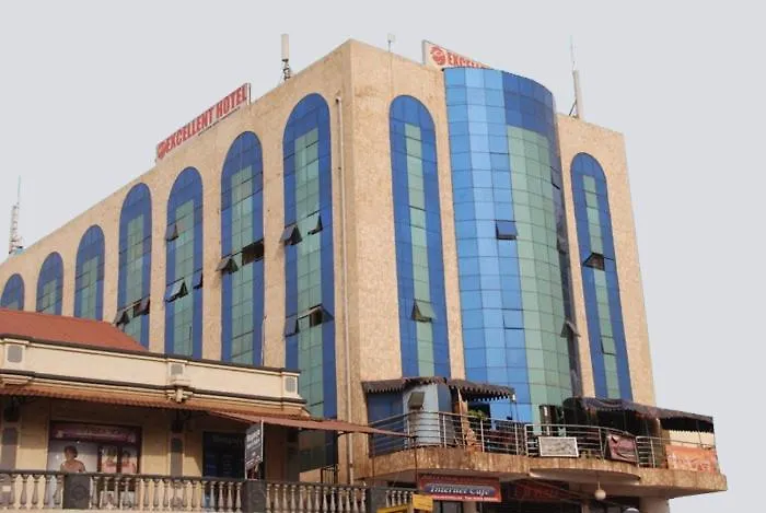 Steric Hotel Kampala Parque de Campismo